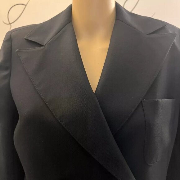 Breckenridge. Size Medium. Navy Double Breasted Blazer. No other labels. WTC - Picture 6 of 7